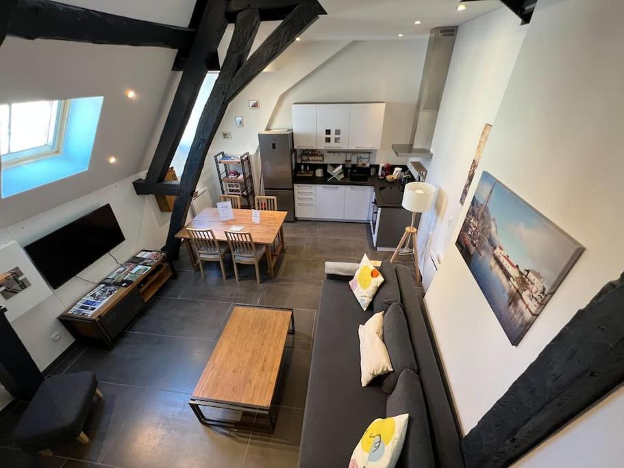 Le Jeannin, Magnifique Duplex 6 Prs - Centre Historique De Dijon Lägenhet Exteriör bild